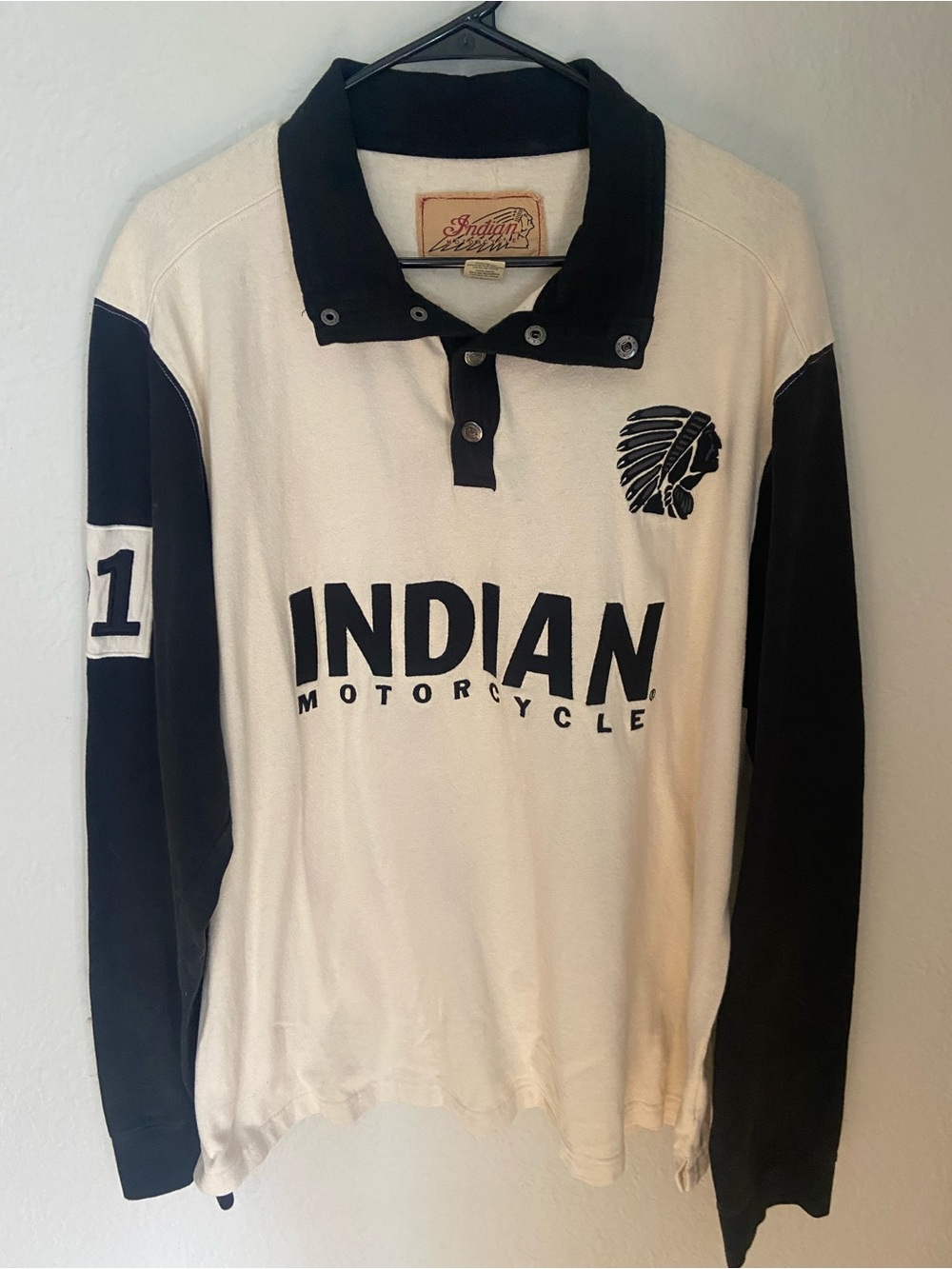Indian Motorcycle Vintage Y2K Men's Black and White Rugby Polo